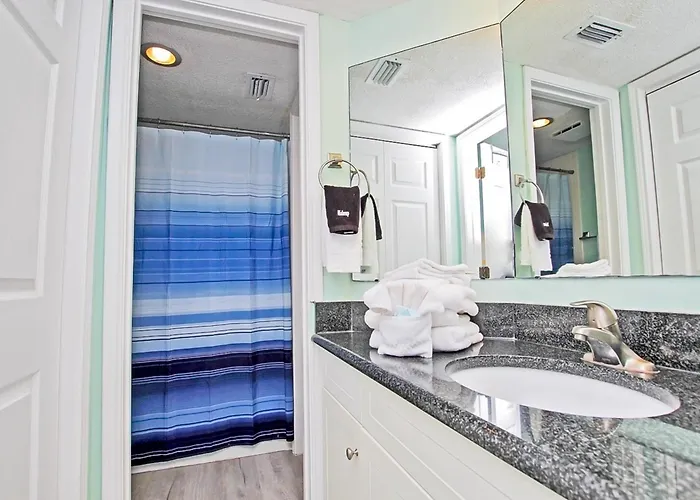 Surf Side Shores I 1602 Apartment